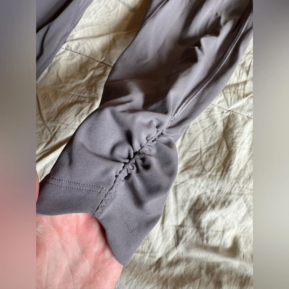 Lululemon Awakening Tights, Ruched, Cropped,‎ Magnum Gray Mauve, Size 12